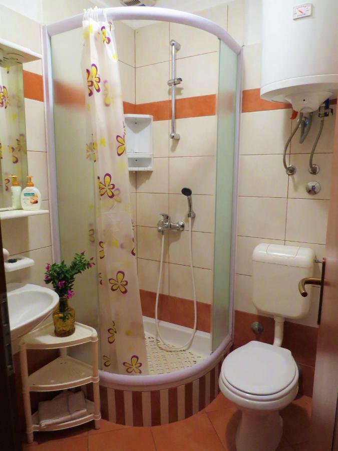 מאלי לוסיניי Great Apartment מראה חיצוני תמונה